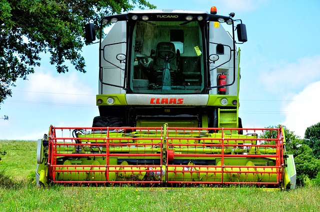 FICHE-MÉTIER-Conduite-dengins-agricoles-et-forestiers